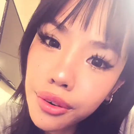 Asteroid - Self Adhesive Strip Lashes
